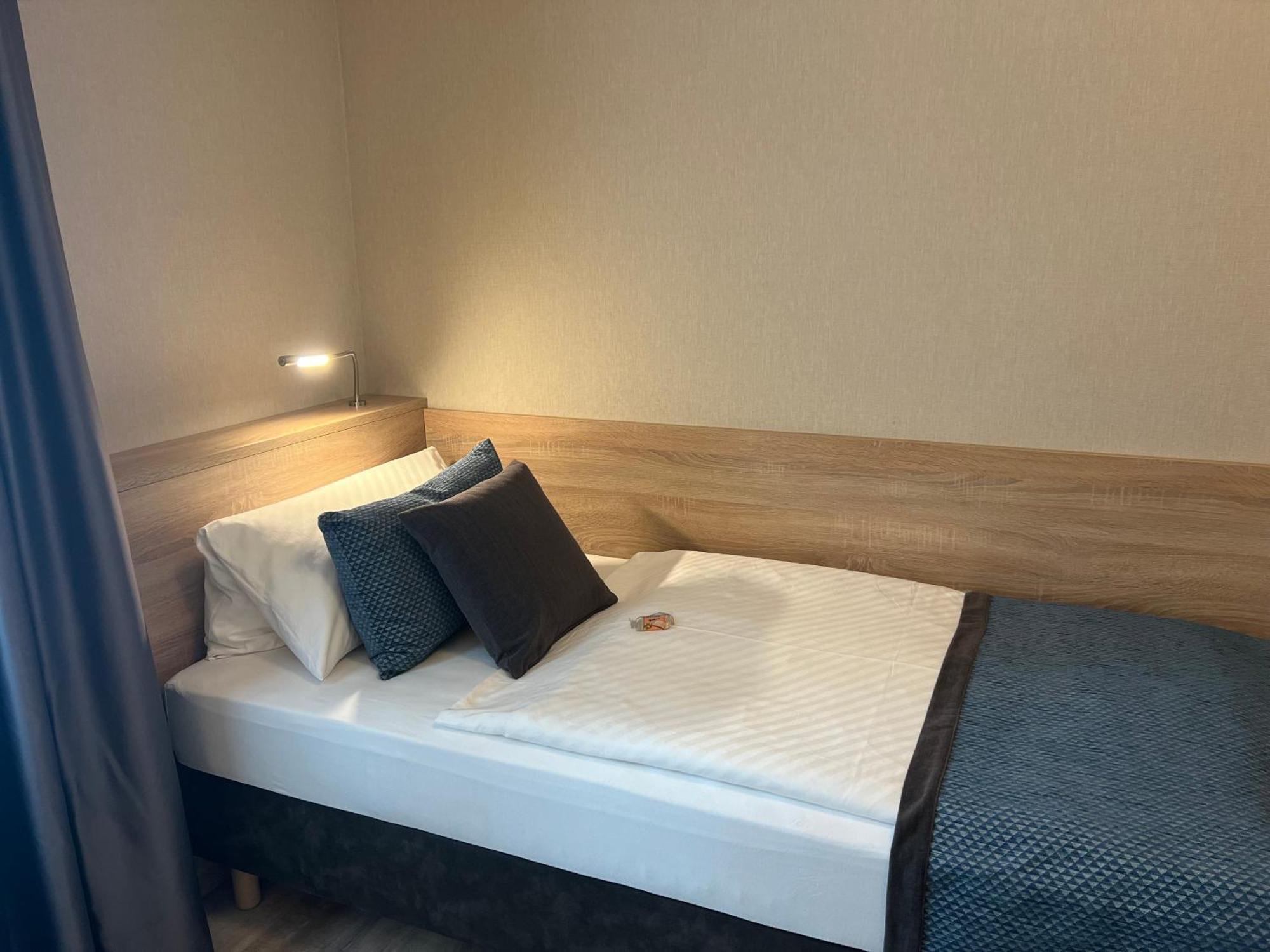 Aal-Kate Hotel Wuppertal Ngoại thất bức ảnh